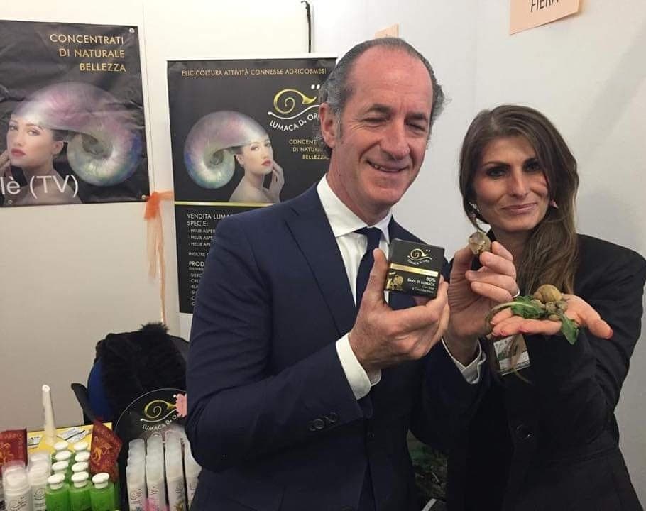 Jessica Pessotto con il governatore del Veneto LUCA ZAIA